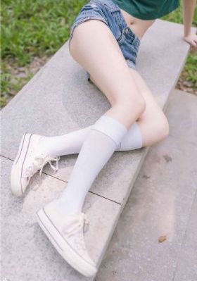 亚洲AV在线精品网裸体艺术_BD英语在线播放