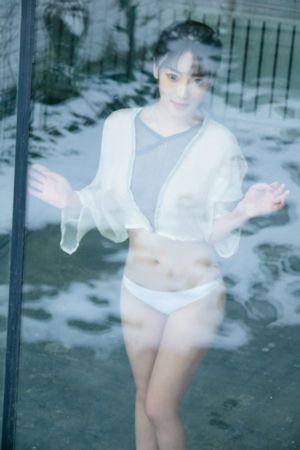 尤妮丝丰满大乳托奶情趣内衣_BD韩语日本电影免费