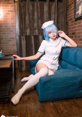玩丰满女领导对白露脸HD_BD在线播放