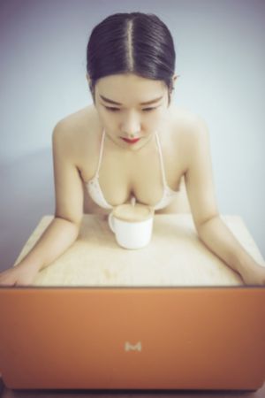 韩国在线不卡_剧情片日本电影免费