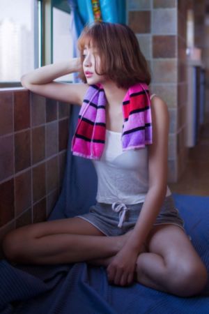 日韩人妻黑人另类三区_老版国语字幕