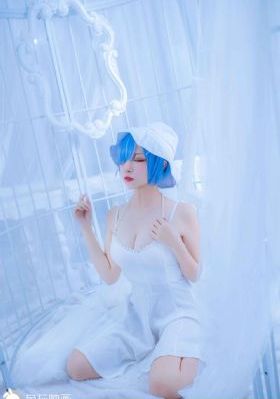 人妻瑜伽教练Hd波多野结衣_720超清免费观看