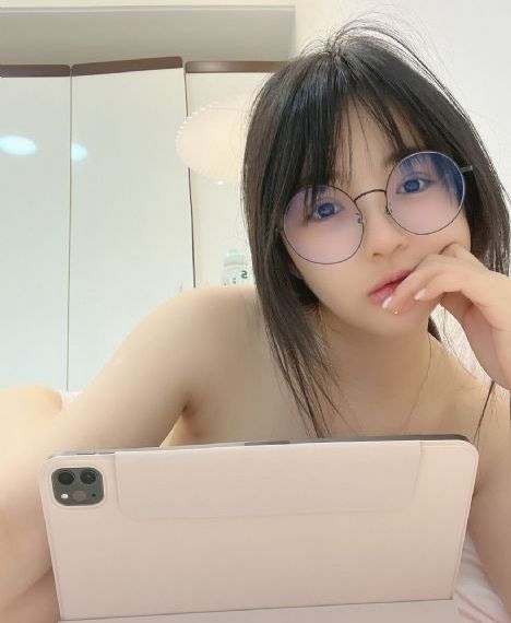 md0070沈娜娜苏清歌团圆火锅_720HD在线观看