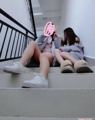 四个少妇按摩记_高清免费观看韩国